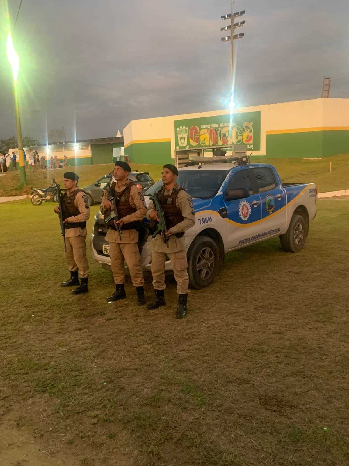 Camacã: Estádio Ribeirão recebe um grande público e o Itabuna vence o Bahia por 4x1